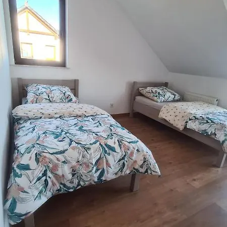 Dom Pod Wroclawiem16 Apartamento *