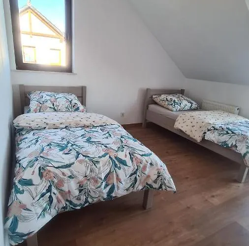 Dom Pod Wroclawiem16 아파트 *