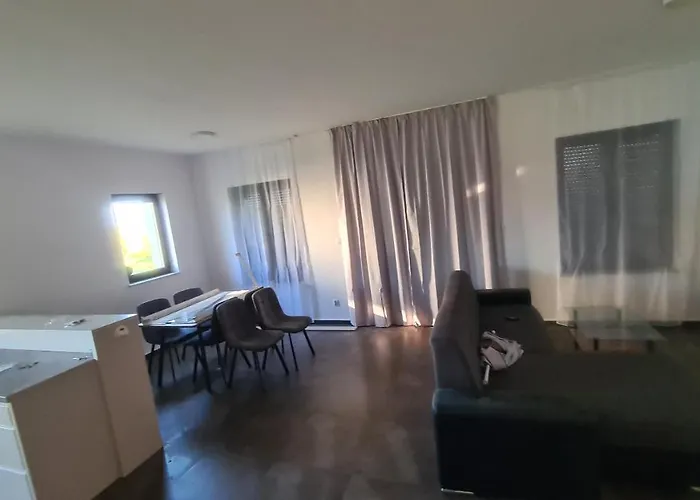 Dom Pod Wroclawiem16 شقة